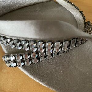 Stunning 2004 Gucci Tom Ford Silver Satin Silk Crystal Lace Up Heels 6.5B